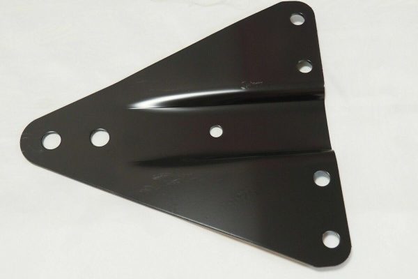 Toyota Genuine Land Cruiser FJ40 BJ40 FJ45 Front Bumper Bracket 52116-60010  1 pcs